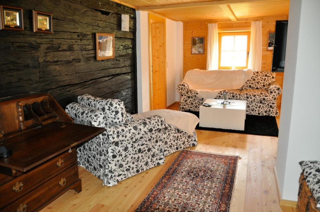 Joergnerhaus Apartman Kals-am Großglockner Szoba fotó